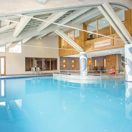 Club Mmv Les 2 Domaines لا بلاني