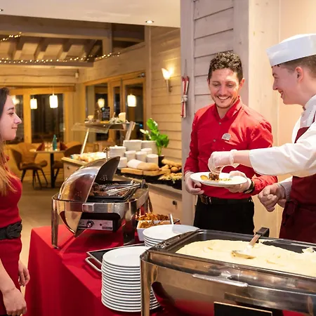 Club Mmv Les 2 Domaines * لا بلاني