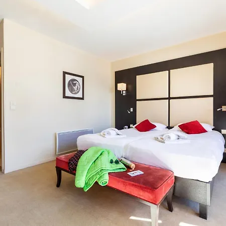 Club Mmv Les 2 Domaines