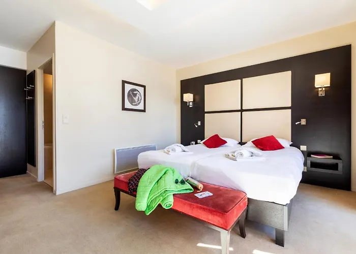 Club Mmv Les 2 Domaines