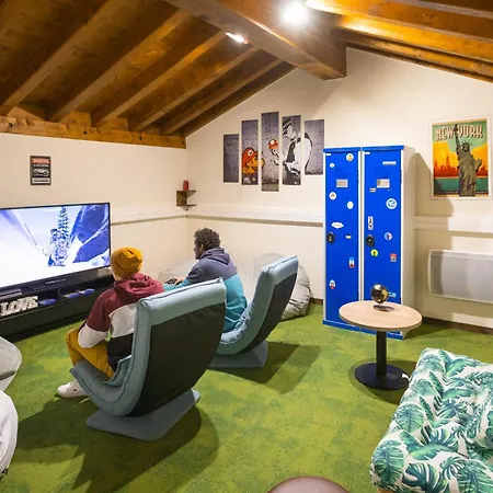 Club Mmv Les 2 Domaines Hotel *